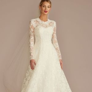 Allover Lace Long Sleeve Nock Neck Wedding Dress 